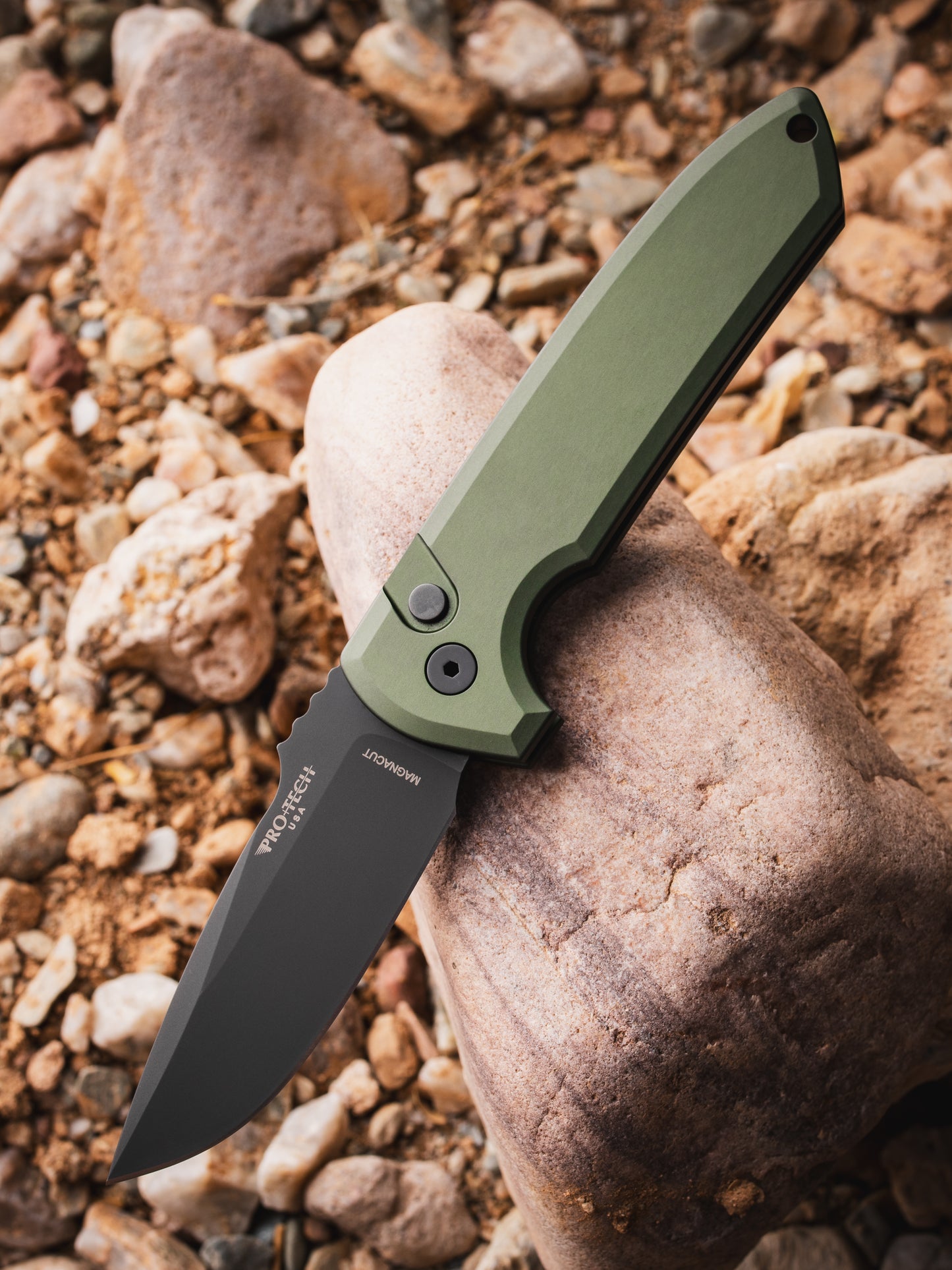 Pro-Tech Rockeye Auto LG3103-Green | Solid Green Handle + DLC Magnacut Blade